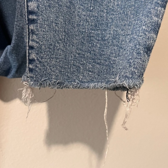 EXPRESS- Curvy Skinny High Rise Women's Blue Distressed Jeans Size 8R - Picture 6 of 7